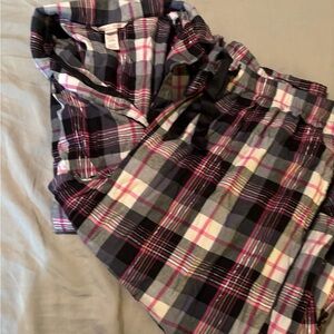 Victoria’s Secret XL lounge/pajama set.             Tried on, but never wore!